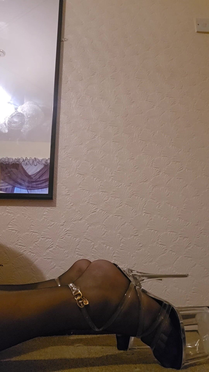 Transvestite: Špendlíky