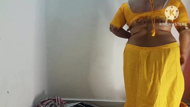 Salmaan001: Schlauer Devar fickt heißes Bhabhi in Hindi Audio.
