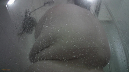 LaLaDelilah: Nasse bBW-dusche
