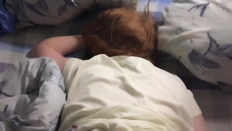 AmyHi: Real Amateur Hard Fuck with Stepsister