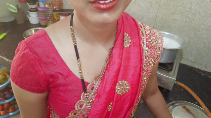 YOURAMRITA04: Desi village indiano cognata cognata la scopa duro