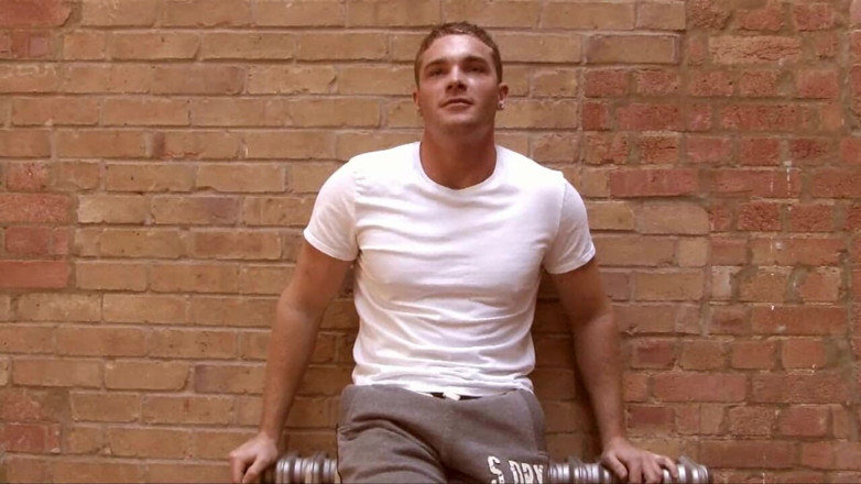 UK Naked Men: Leigh