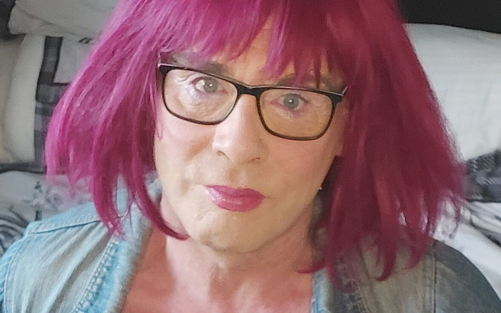 Juniperberi29: Punčocháče a zábava s bičem 6.2.2023