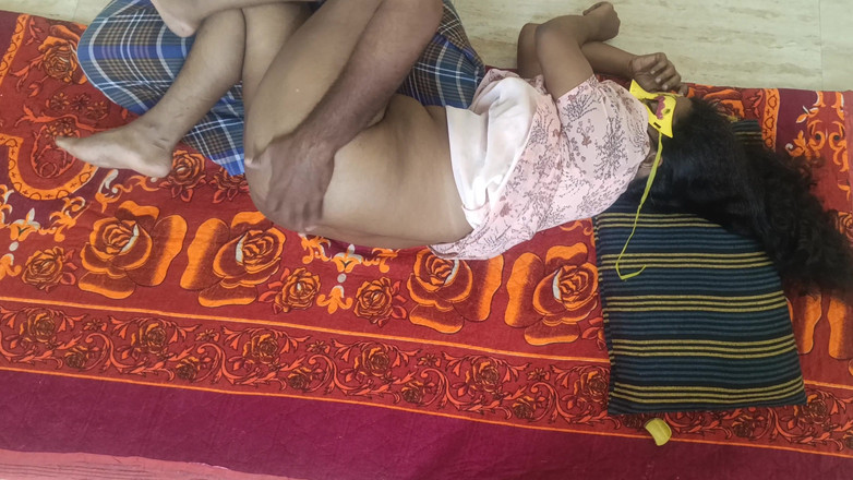 Laxi ammu: Follada de posición misionera