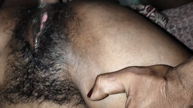 BR50451: Ditempatkan di Dewan Adik ipar desi