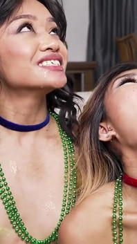 Des ados excitées se font prendre en train d’exhiber leurs seins le jour de La Saint-Patty pour baiser leur beau-père