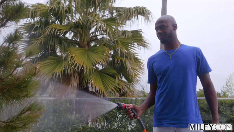 Milfy: Milfy Rich Housewife Kianna Loves to Ride Anton's Thick BBC