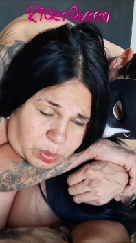 Riderqueen v háji, videa pro fanoušky a sledující
