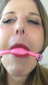 Cassie's BDSM Gag Talk Try on and Talk