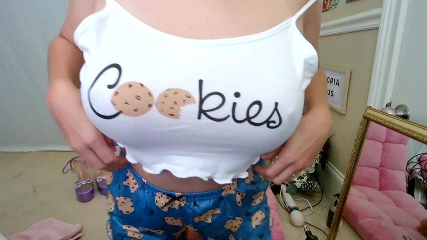 Cookies and MILF (Victoria Lotus) Cookies and MILF (Victoria Lotus)