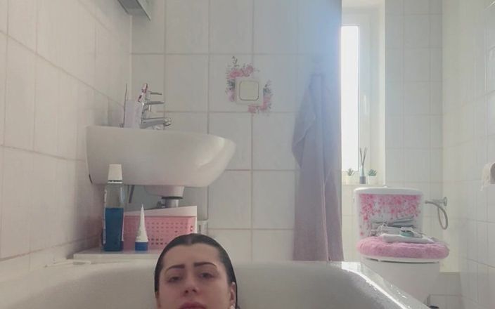 Princess1312: Rád zodpovím jakékoli otázky