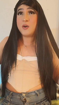 Trans Frumoasă Cu Față De Păpușă