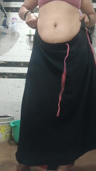 Priya Bhabi Seksowne wideo gorące ciało