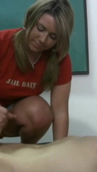 Amy Se Masturba Con Amy