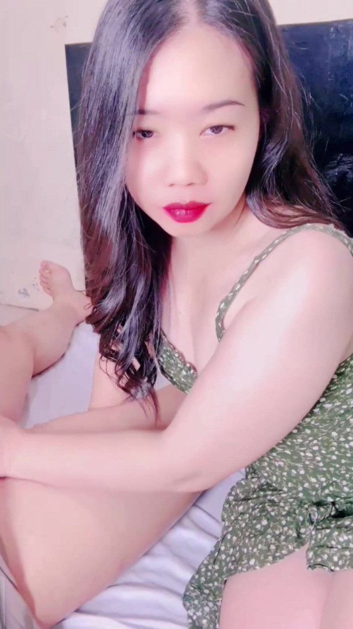 Andi prayoga: Blowjob, stiefvaters schwanz