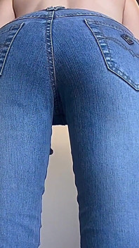 Jeans Fetiche de petite milf bunda bunda dança provocação