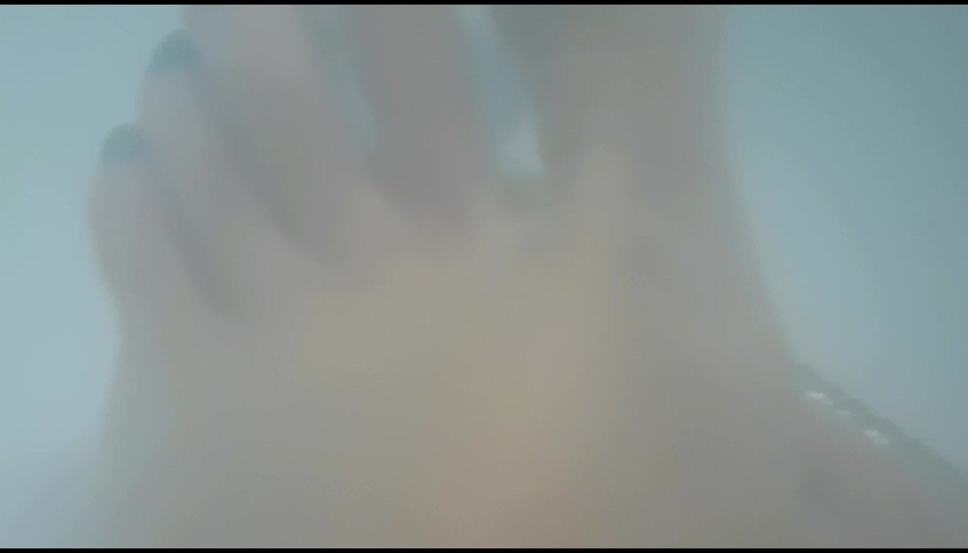 Tiny of Underwater Foot Worship