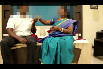 Luxmi Wife: 妻のクソオフィスの同僚の前で夫のセックスゲーム