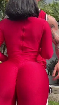 Perfect Body Yoga Student Ends up Bouncing Her Delicious Ass on the Instructor's Cock Her Husband Hired Her