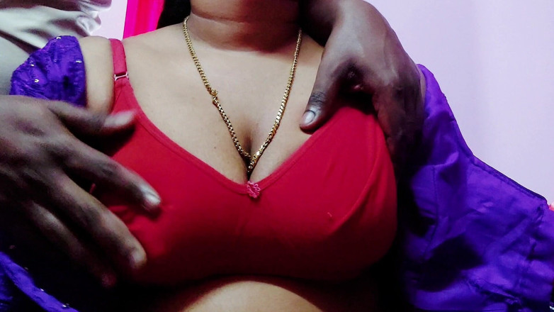 Desi Mohini: デジインドのセクシーなバビセックスとデヴァルの浮気妻とのセックス