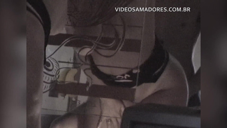 Amateurs videos: 다른 남자와 마누라의 섹스를 촬영하는 바람난 남편