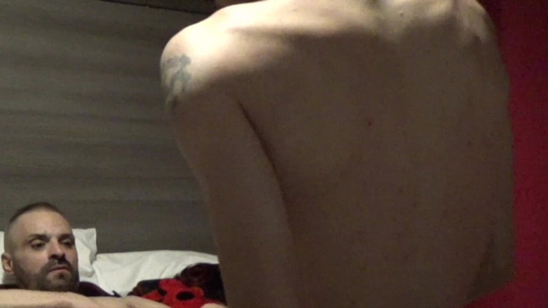 AMATOR BAREBACK FRENCH STUDIO: Straight Boyneeds to Be Sucked