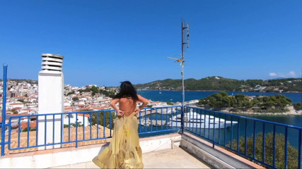 Alexandra Wett: Mega al aire libre! Anal en la plataforma de visualización!