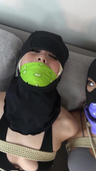 Tatti i Lilly's Muffled Mayhem: Nieuniknione liny, gagi Otm i niespodzianka maski narciarskie! + Bts