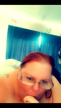 I love gaging on dick.