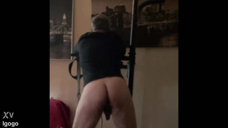 Alex Art: Показываю Свой Зад