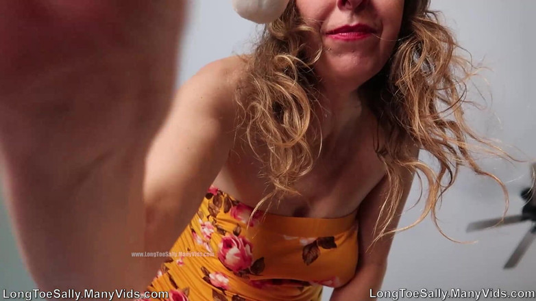 Long Toe Sally Big Buns: Klingeln mit den eiern