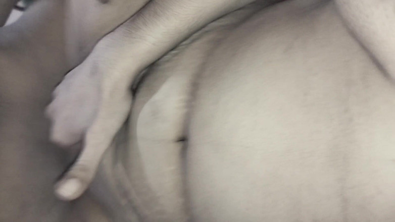 Desimomlover: Bekijk bengaals koppel seksporno-video