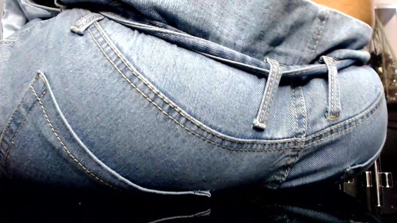 Maeling: Parents Ruined in Jeans Ass-fyxiation with Giant Ass Ignorant