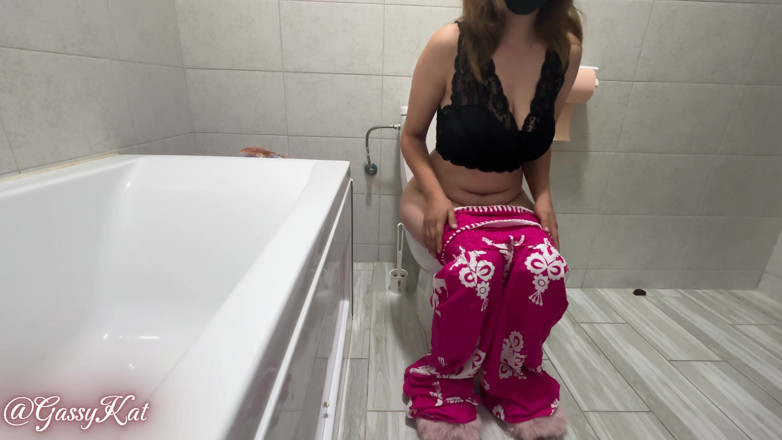 GassyKat: Het dagelijkse toilet aflevering 33