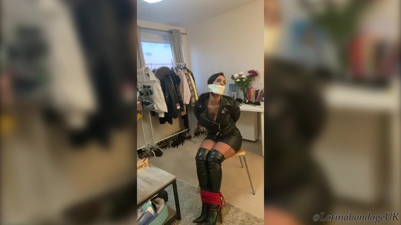 Latina Fetish: Latina gefesselt und mit Mikrofoam geknebelt (hd)