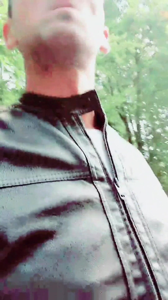 Slutboyben: Slutboyben cam4 sexy cruisende meid op Tante B321 parkeren