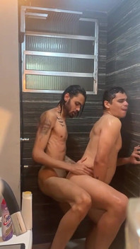 Трахаю моего мужа в душе
