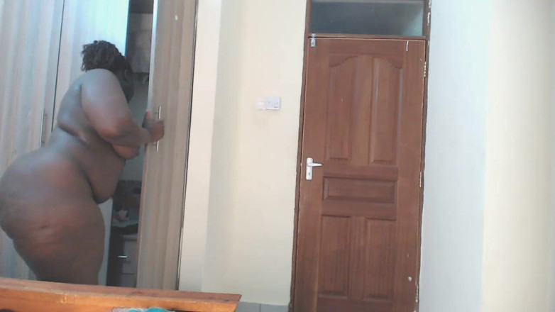 Slutysu: mujhe khudaee karna aur khatm karna pasand hai....