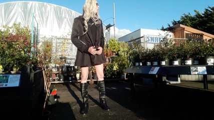 The Midnight Minx: Garden centre 2