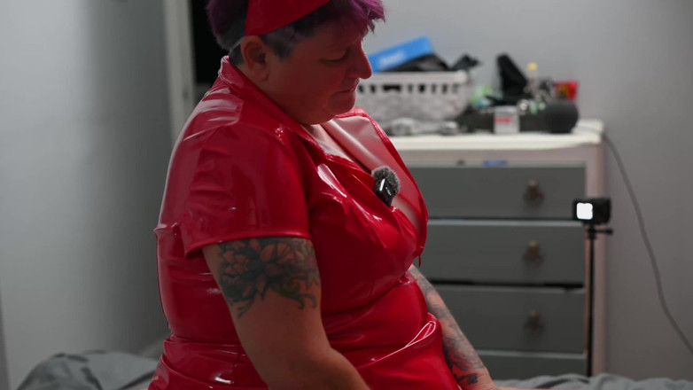 The Izars: 그는 사정할 수 없어 / 놀리고 거부