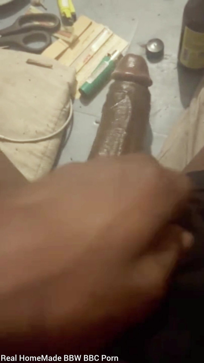Big black cock BBCee: Meminyakkan batang saya melancap