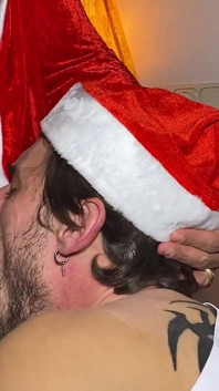 Babbo natale e l'orgia con gli elfi caldi! di Leo Bulgari, Viktor Rom, Victor Deex, Xisco, Aiden Tyler & pornostar!