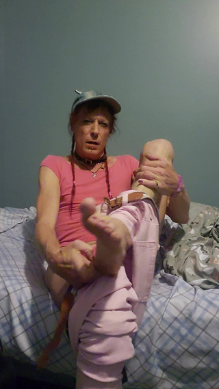 Zizi Brindacier: Trans Playing with Herself, Fantasizing on Being Fucked and Sucked