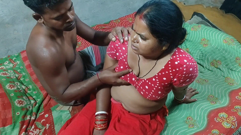 Raju Raju: Fodida jovem tia nua