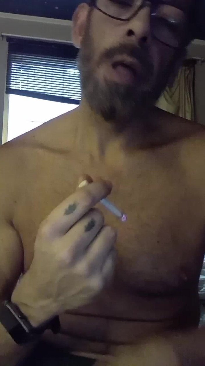 BBIG: 喫煙アルファの屈辱!