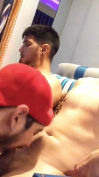 2 Kekasih saya dapat blowjob kumpulan legenda
