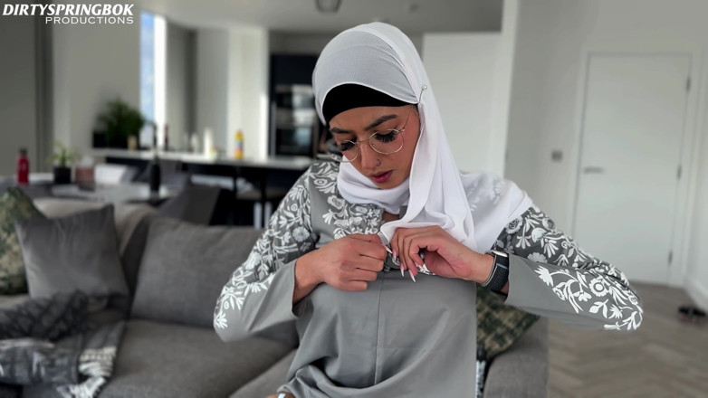 Aaliyah Yasin: Innocent Maid Aaliyah Yasin Discovers Sex Toys