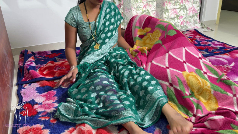 Sexy Komal: Komal Came to Sleep on B.ed., but Her Husband Was...
