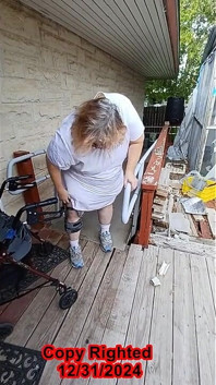 Vicki, pauvre infirmière, au début ou à la partie 1