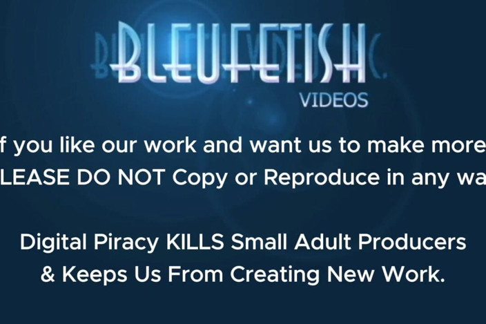 BleuFetish Tickling: Nevea, artysta Whiny Escape! - Pełny klip - Nevea jest łaskotana przez Domina...